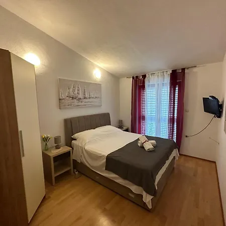 Holiday Neven Tatil Evi *