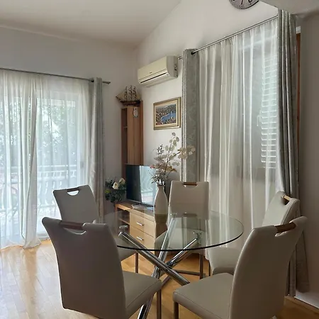 Tatil Evi Holiday Neven