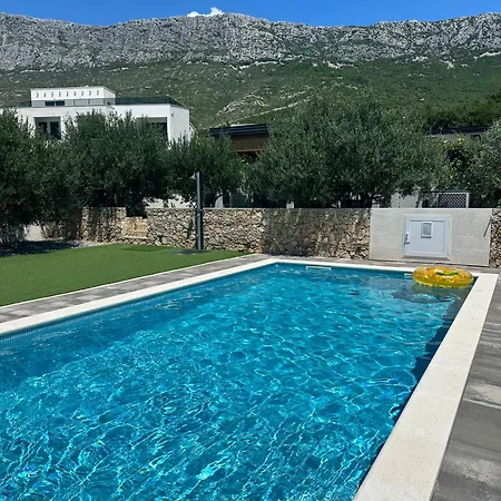 Holiday Neven * Kastela
