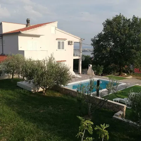 Tatil Evi Holiday Neven Kastela