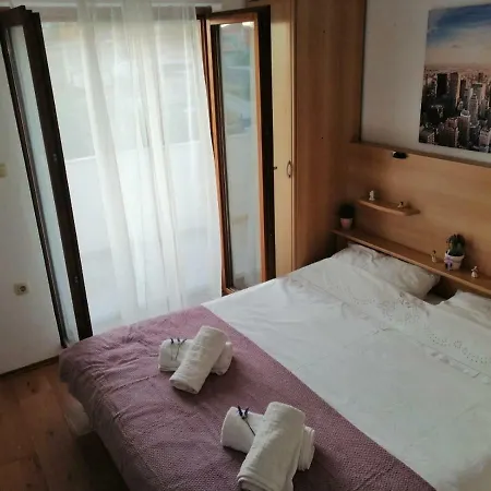 Holiday Neven Tatil Evi Kastela